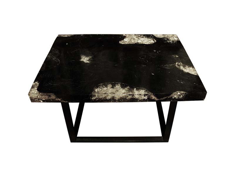 resin-coffe-table-1